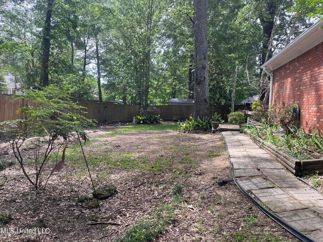 3057 Windwood Circle, Flowood, MS 39232