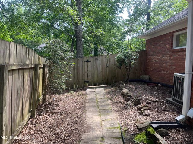 3057 Windwood Circle, Flowood, MS 39232