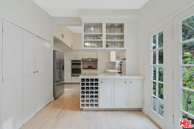 3547 Summerfield Drive, Sherman Oaks, CA 91423