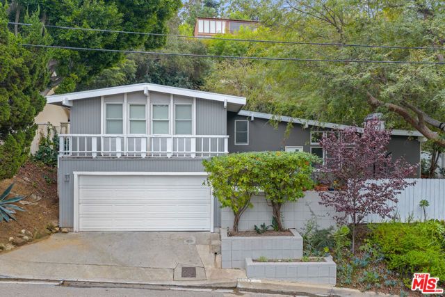 3547 Summerfield Drive, Sherman Oaks, CA 91423