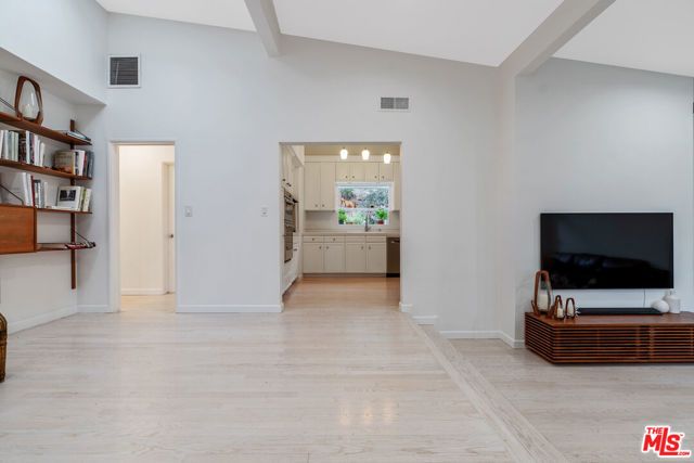 3547 Summerfield Drive, Sherman Oaks, CA 91423