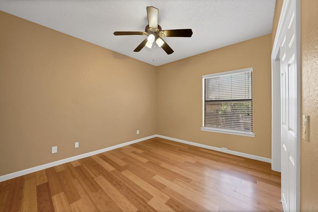 7340 Skillman Street 1106, Dallas, TX 75231