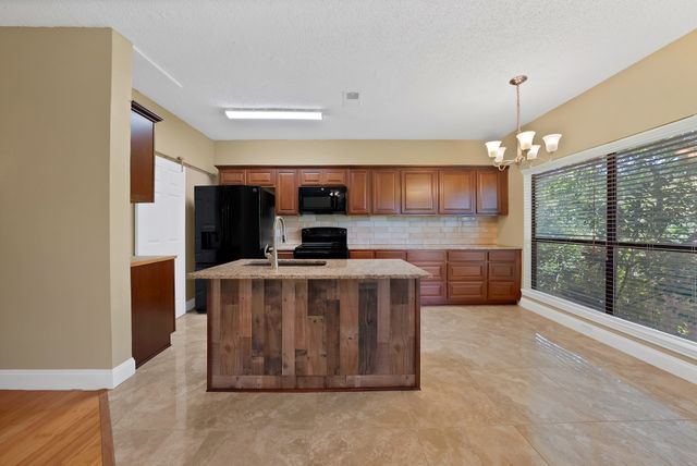 7340 Skillman Street 1106, Dallas, TX 75231