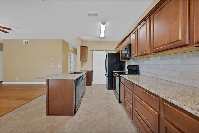 7340 Skillman Street 1106, Dallas, TX 75231