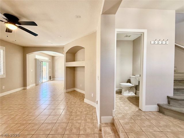 8163 Dracopus Avenue, Las Vegas, NV 89113