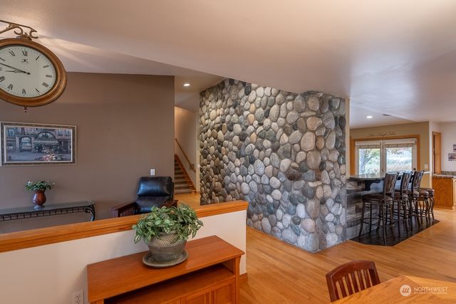 612 S Laguna, Moses Lake, WA 98837