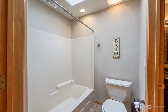 612 S Laguna, Moses Lake, WA 98837