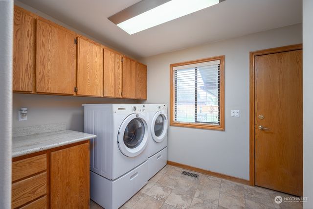 612 S Laguna, Moses Lake, WA 98837