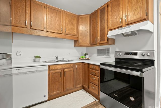 1600 Wilikina Drive B308, Wahiawa, HI 96786