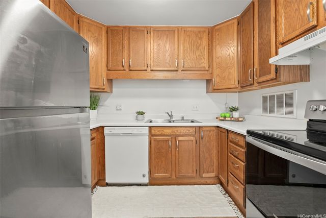 1600 Wilikina Drive B308, Wahiawa, HI 96786
