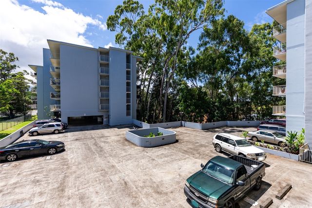 1600 Wilikina Drive B308, Wahiawa, HI 96786