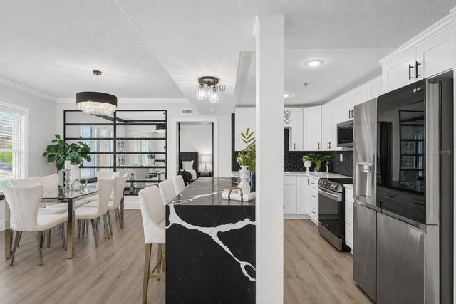 219 4TH AVENUE N 201, St Petersburg, FL 33701