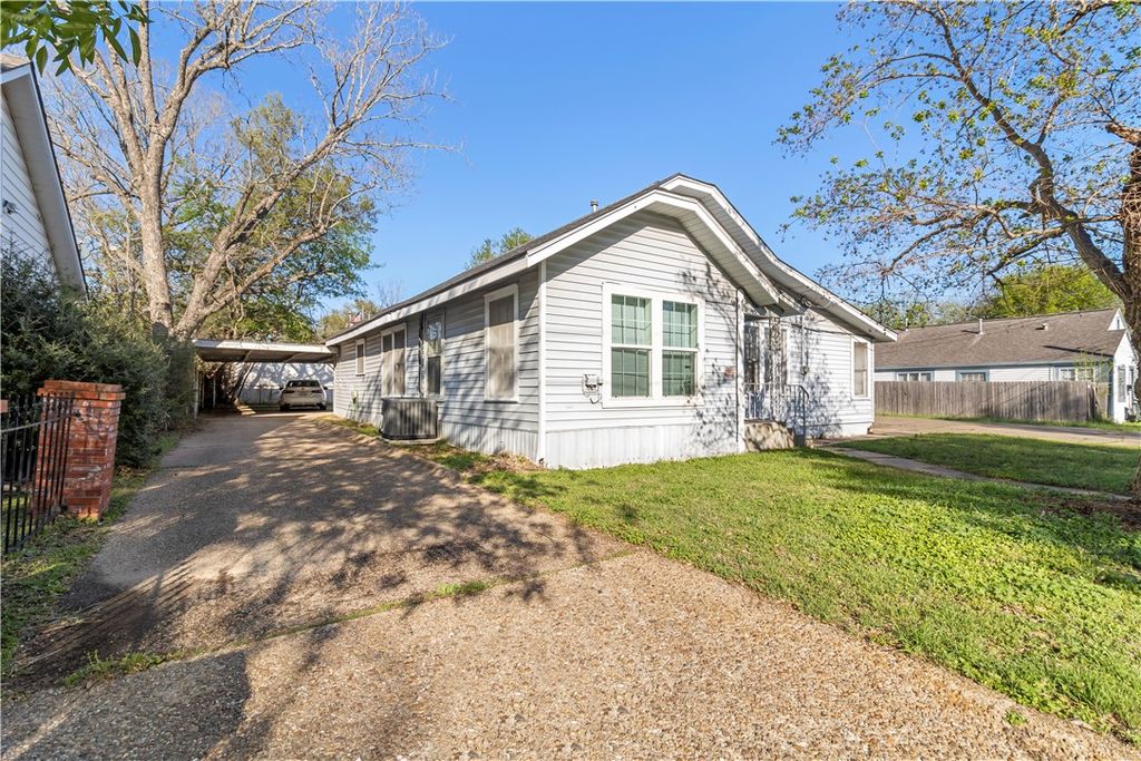 1012 & 1014 East 23rd Street, Bryan, TX 77803 — photo 4