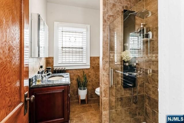 408-410 Clifton Avenue, Newark, NJ 07104