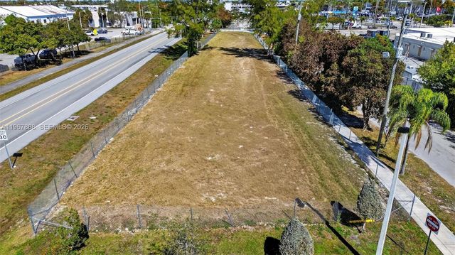 28,000 Square Feet Of Vacant Available For Sale Land, Palmetto Bay, FL 33157