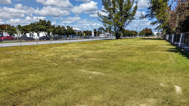 28,000 Square Feet Of Vacant Available For Sale Land, Palmetto Bay, FL 33157