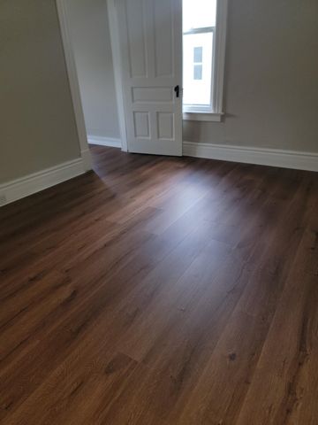 1216 4th Street, Bay City, MI 48708