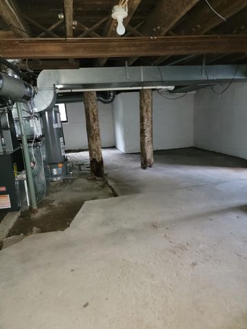 1216 4th Street, Bay City, MI 48708