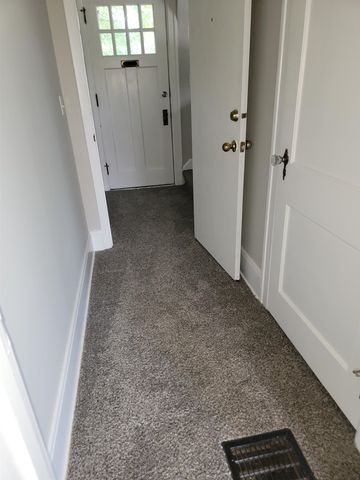 1216 4th Street, Bay City, MI 48708