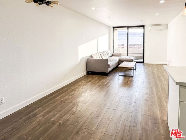 222 S Central Avenue 232, Los Angeles, CA 90012