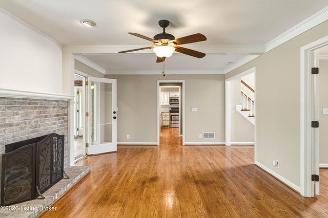 10418 Long Home Rd, Louisville, KY 40291