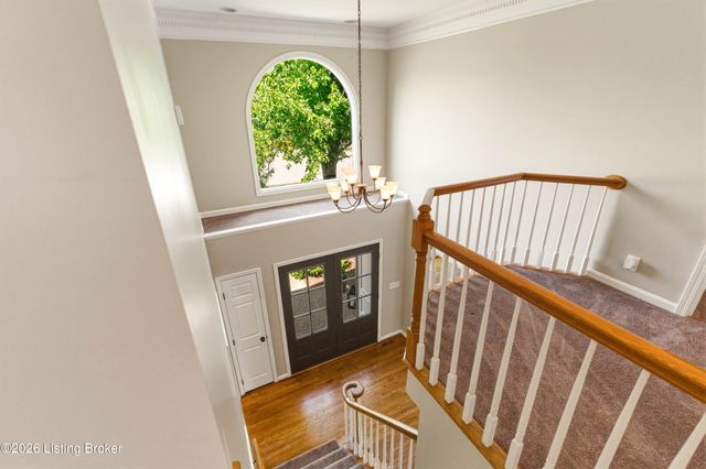 10418 Long Home Rd, Louisville, KY 40291