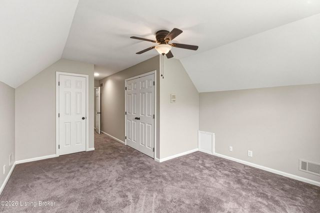 10418 Long Home Rd, Louisville, KY 40291