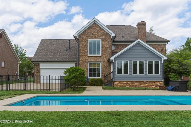 10418 Long Home Rd, Louisville, KY 40291