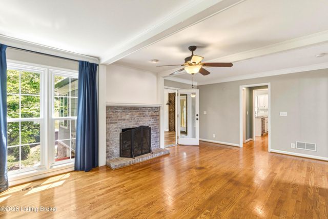 10418 Long Home Rd, Louisville, KY 40291