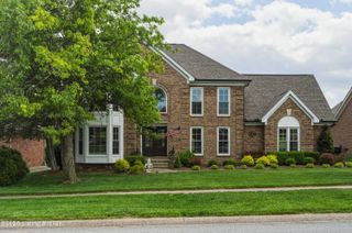 10418 Long Home Rd, Louisville, KY 40291
