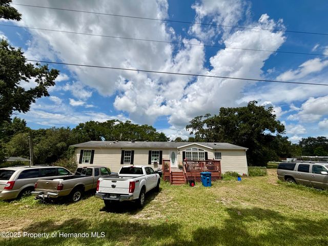 33124 Jamette Road, Dade City, FL 33523