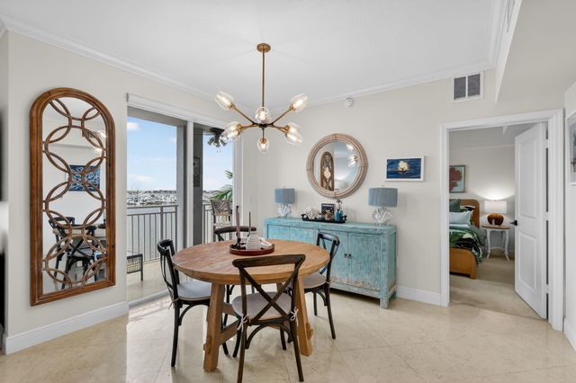 675 NW Flagler Avenue Unit 202, Stuart, FL 34994