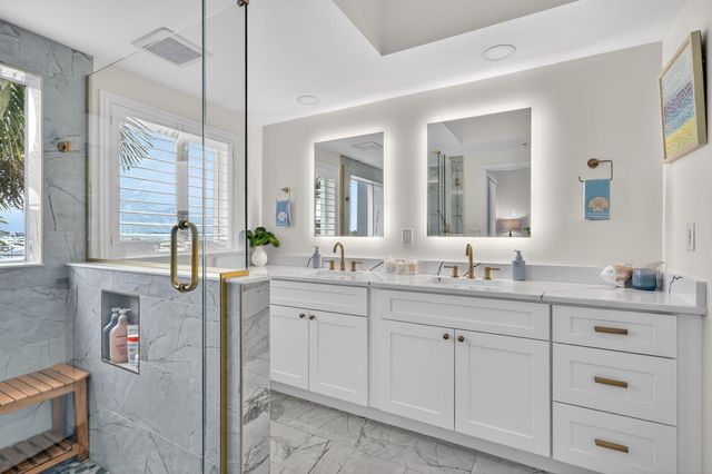 675 NW Flagler Avenue Unit 202, Stuart, FL 34994