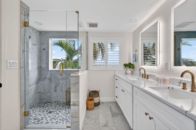 675 NW Flagler Avenue Unit 202, Stuart, FL 34994
