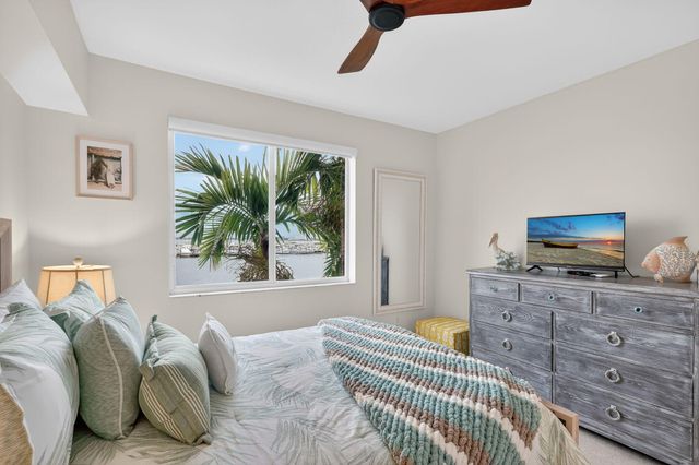 675 NW Flagler Avenue Unit 202, Stuart, FL 34994