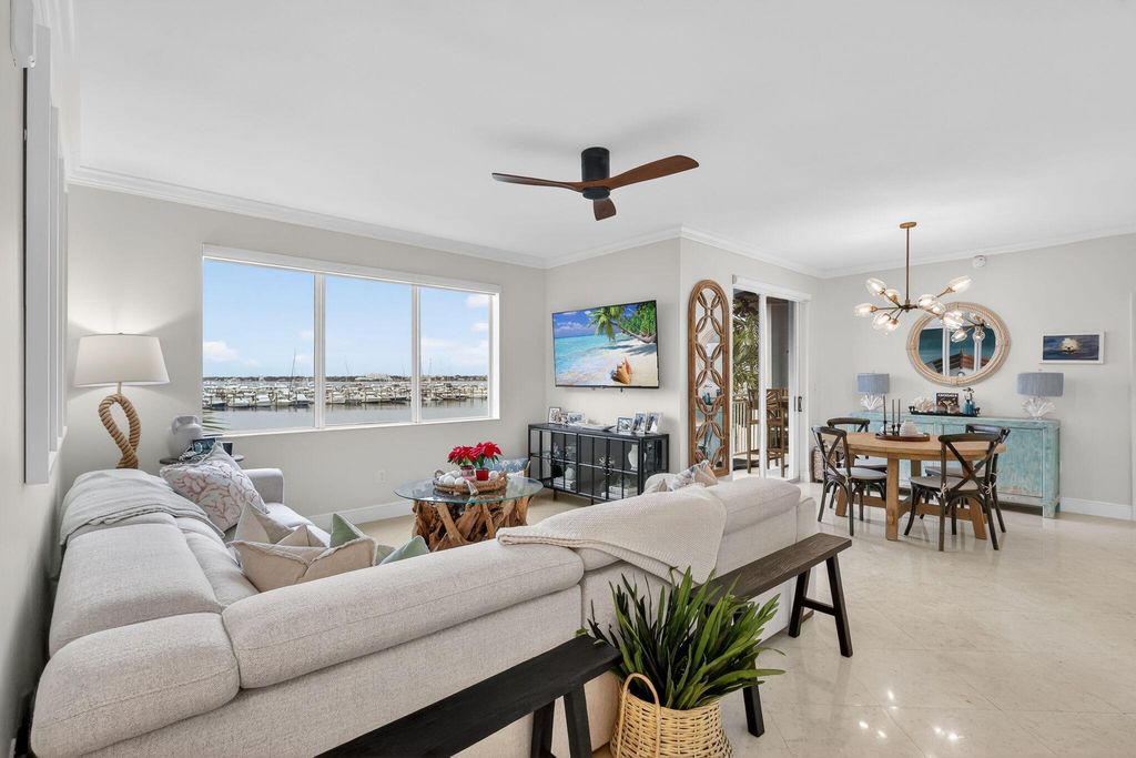 675 NW Flagler Avenue Unit 202, Stuart, FL 34994