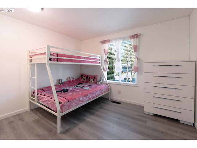 15840 Sw SUNSET Ct, Sherwood, OR 97140