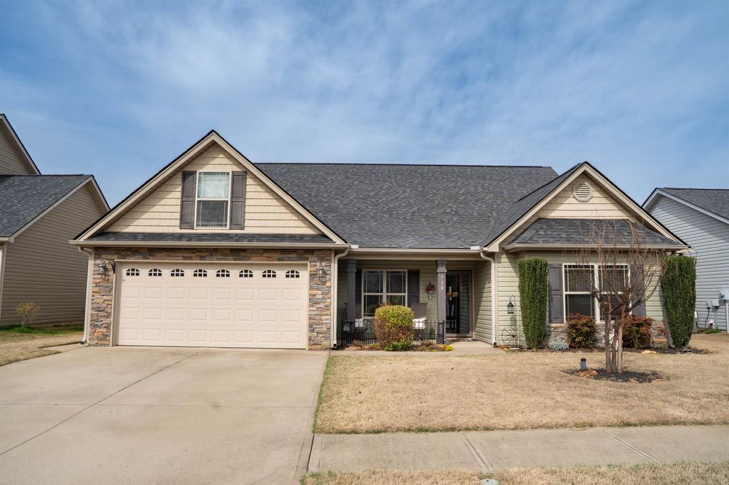 738 Maya Street, Boiling Springs, SC 29316