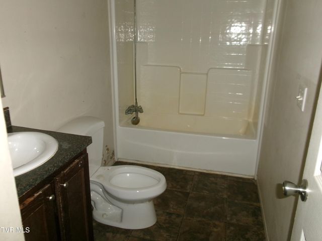 2035 Viking Mountain Road, Greeneville, TN 37743