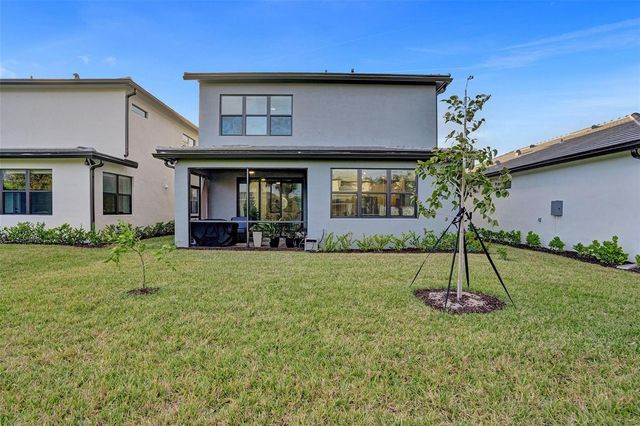 4422 S Silverwood Lane, Oakland Park, FL 33309