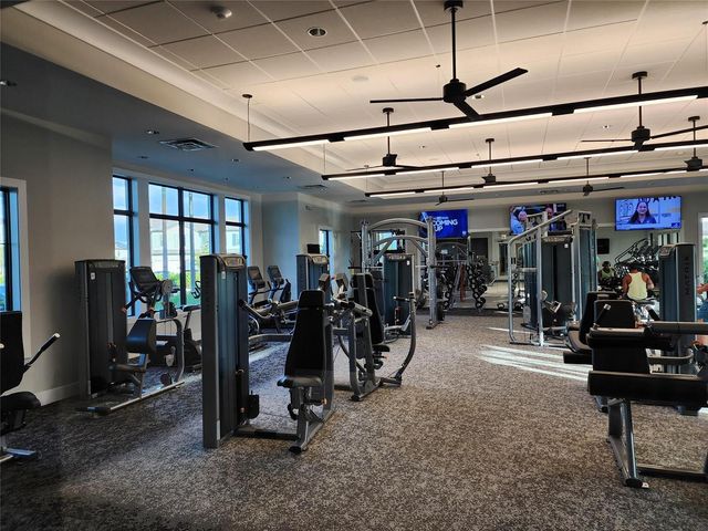 4422 S Silverwood Lane, Oakland Park, FL 33309