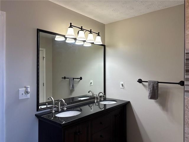 3720 Scotland Lane, Snellville, GA 30039