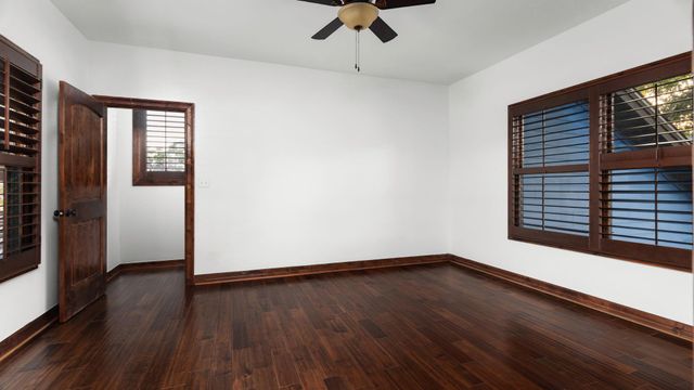 2304 Holly ST, Austin, TX 78702