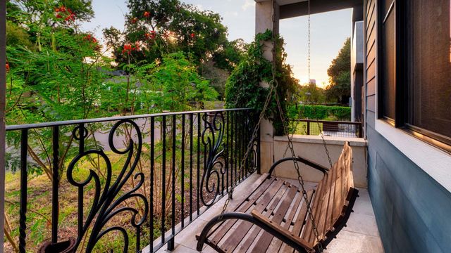 2304 Holly ST, Austin, TX 78702