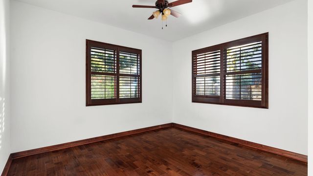 2304 Holly ST, Austin, TX 78702