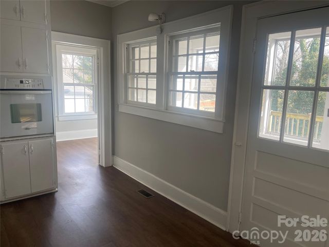 110 N Academy Street, Mooresboro, NC 28114