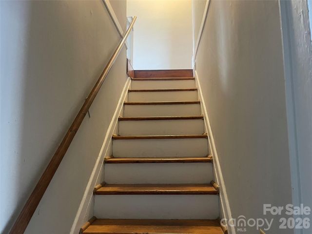 110 N Academy Street, Mooresboro, NC 28114