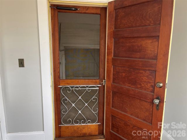 110 N Academy Street, Mooresboro, NC 28114