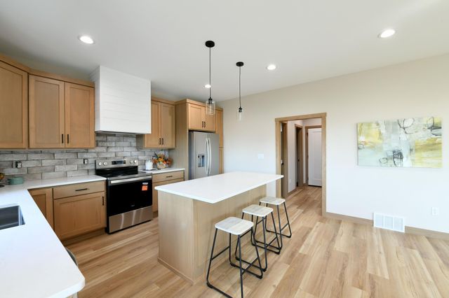 3154 Archer Place S, Fargo, ND 58104
