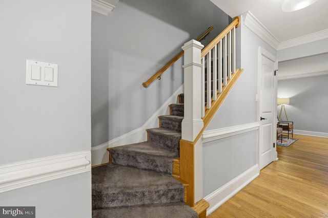 7414 HALLCREST DR, Mclean, VA 22102